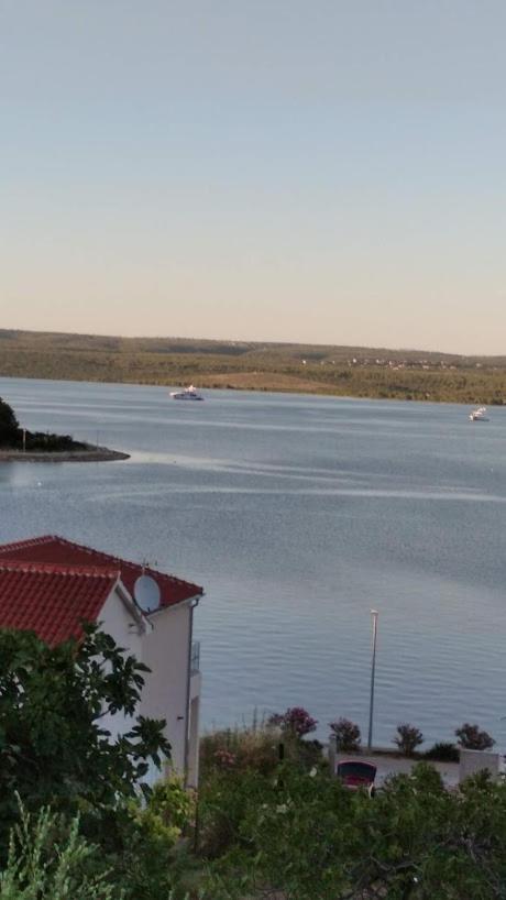 Raslina Sun Apartment Екстериор снимка